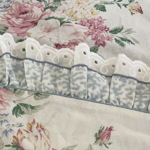 Waverly vintage full size top flat sheet